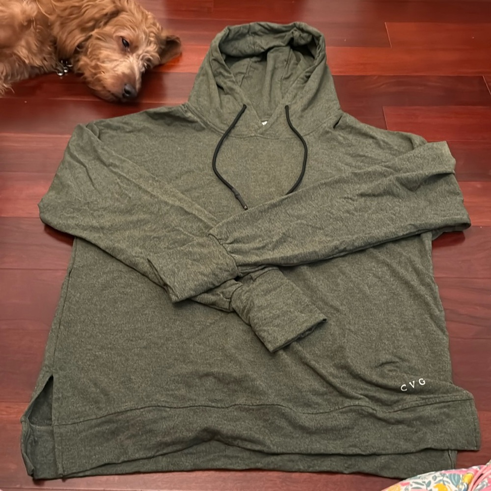 CVG Warm Cozy Hoodie Size Large Like New 
Constantly varied Gear